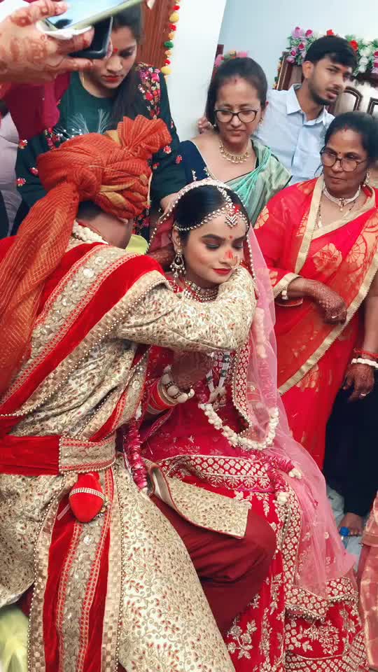 @Anushka Jain🌈