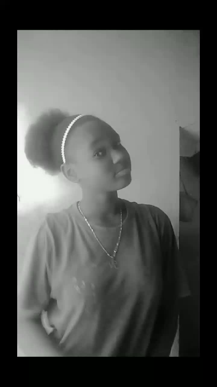 @neïsaa