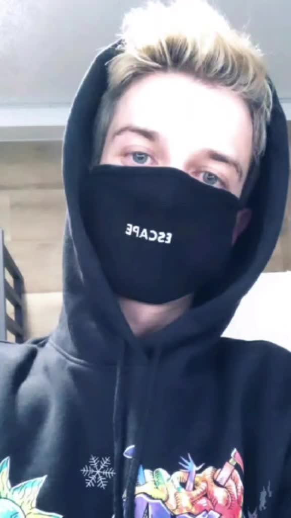 @👑