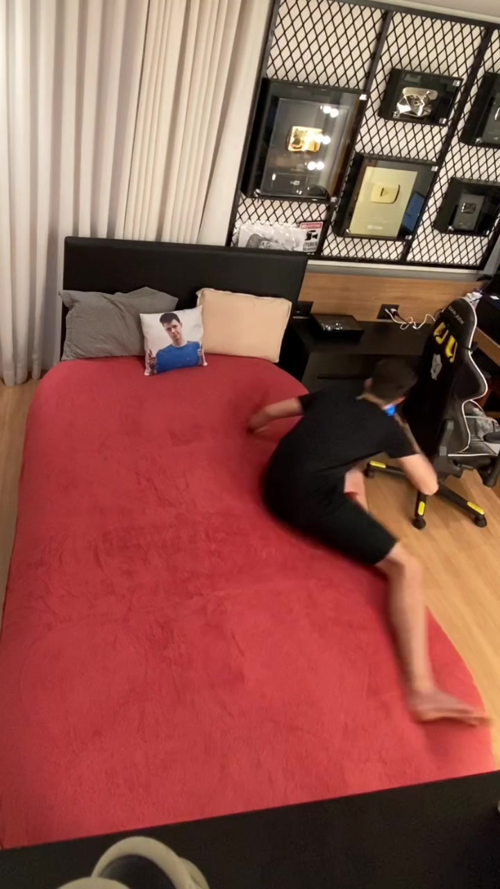 @Enaldinho