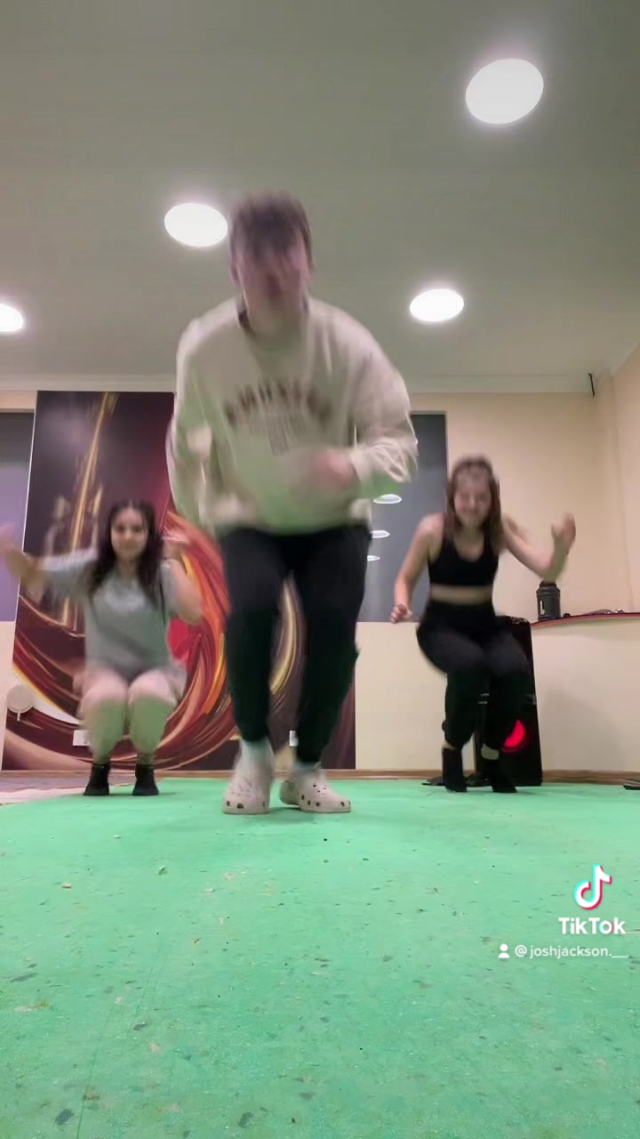 @JJ