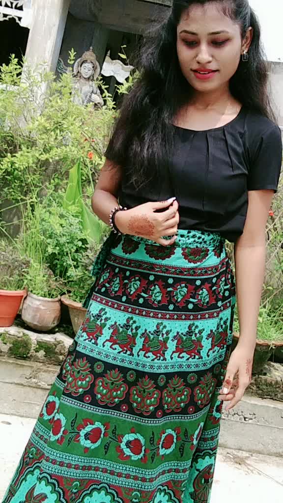 @Awantikk_