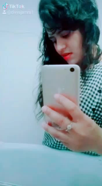 @tiya chouhan