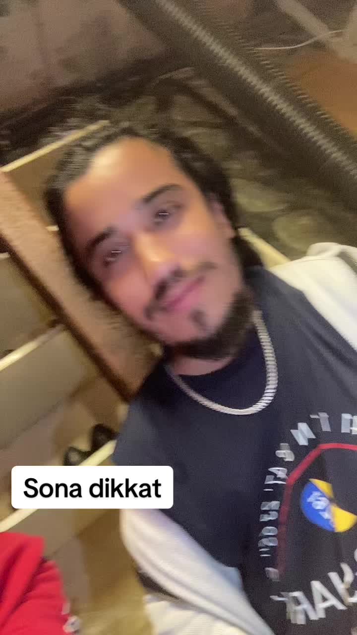 @Uzunadam