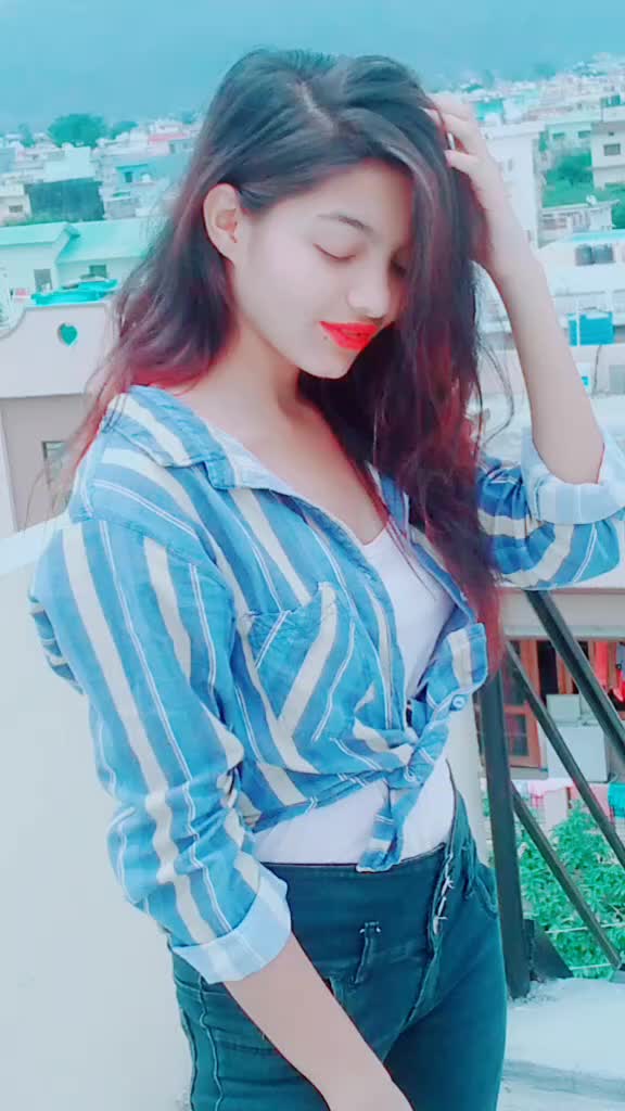 @😍M U K K U ❣️😍