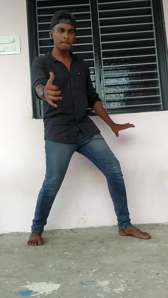 @Ronny talware😎😎