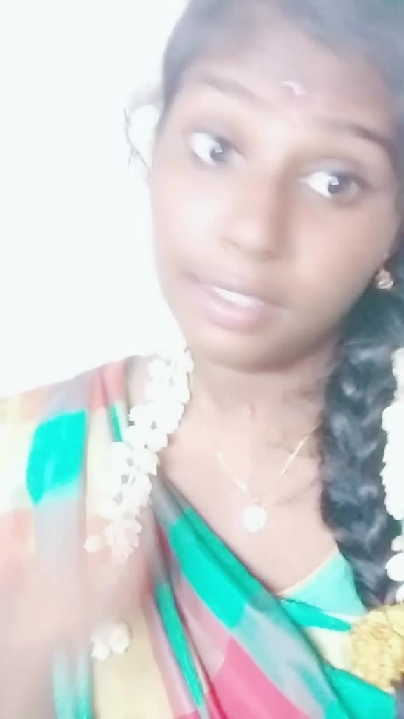 @BHUVi💕
