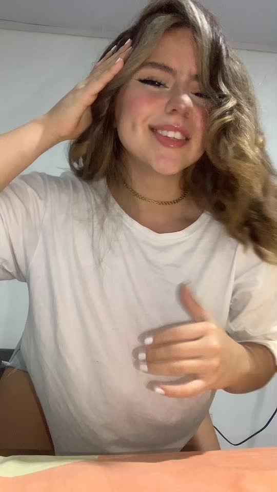 @taniassalazar