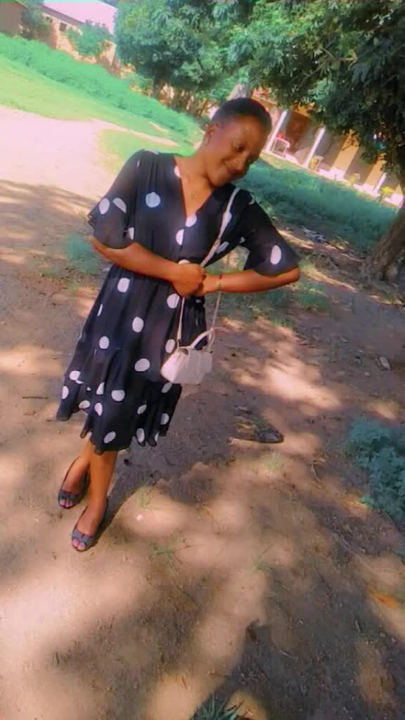 @@win.G cute girl