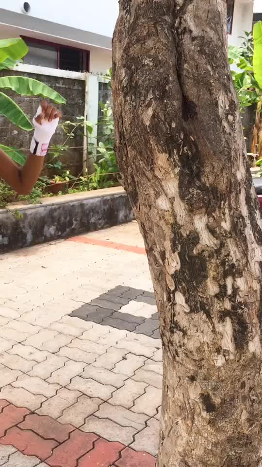 @Sakshi_Ramesh