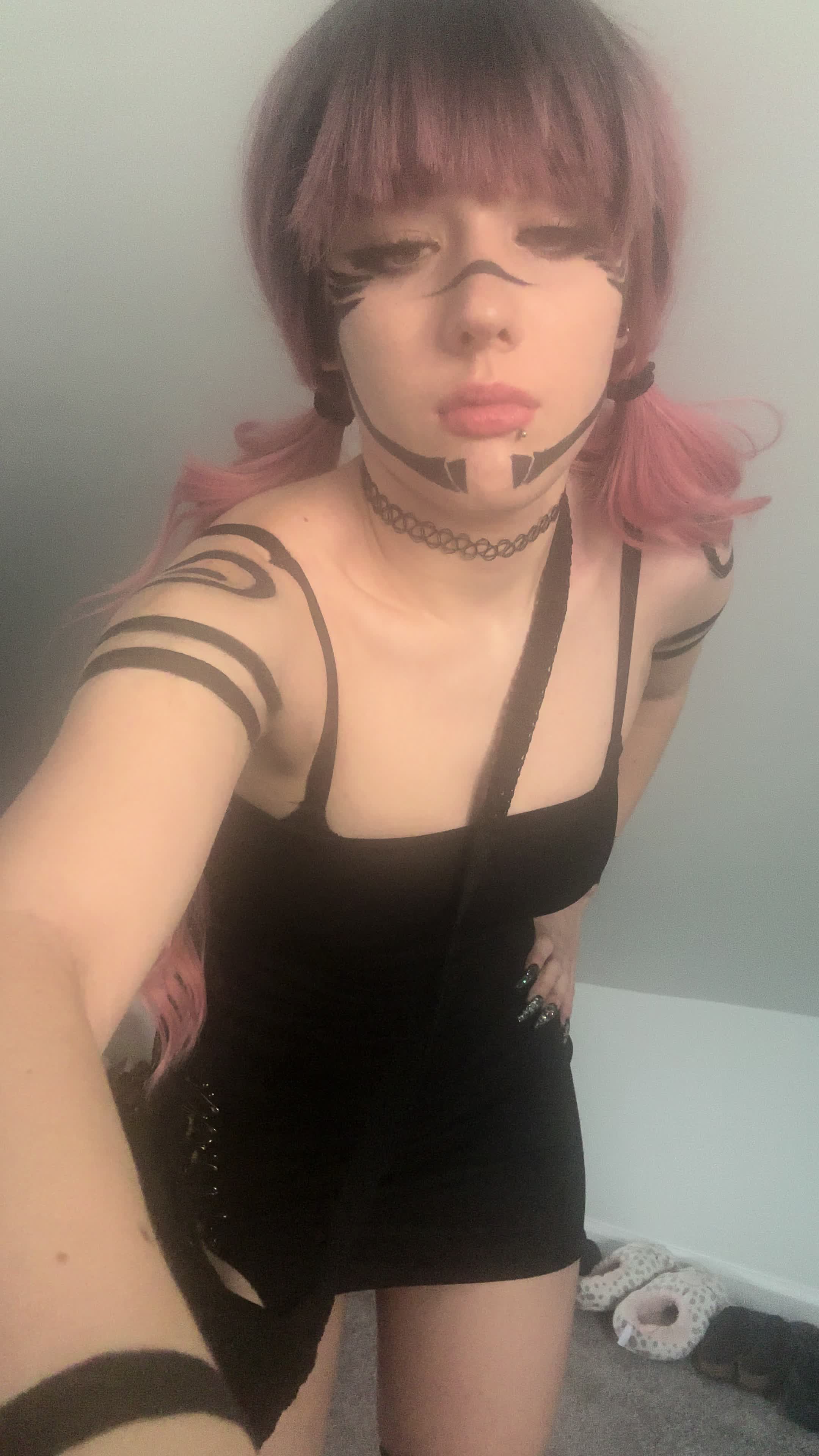 @videovixen