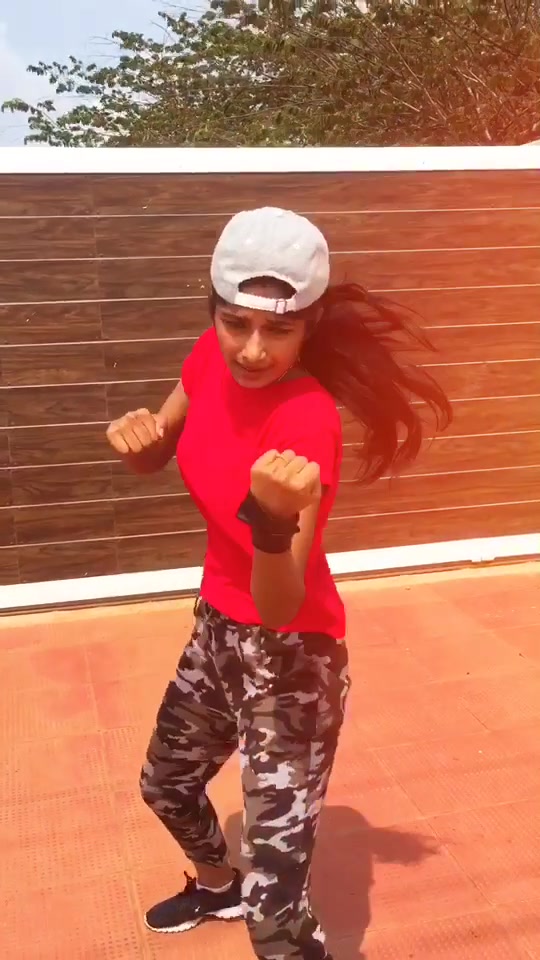 @Sakshi_Ramesh