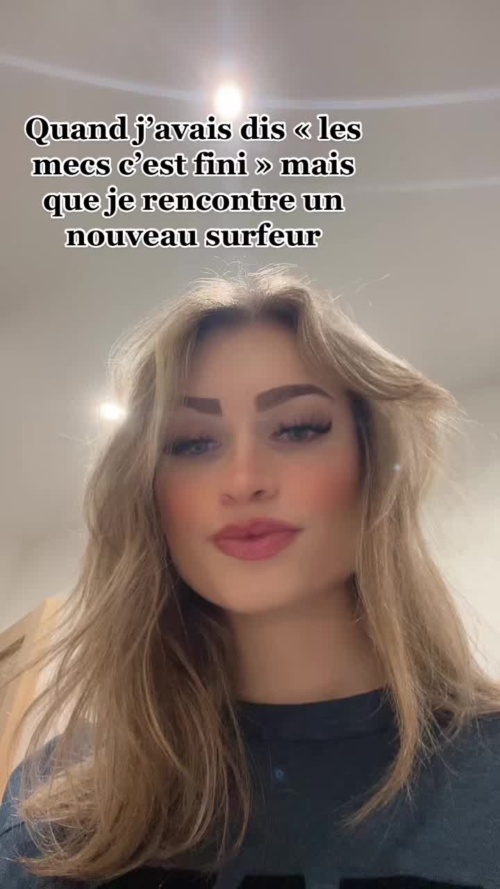 @La blonde aux yeux bleus