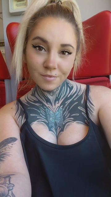 @Giina_Official
