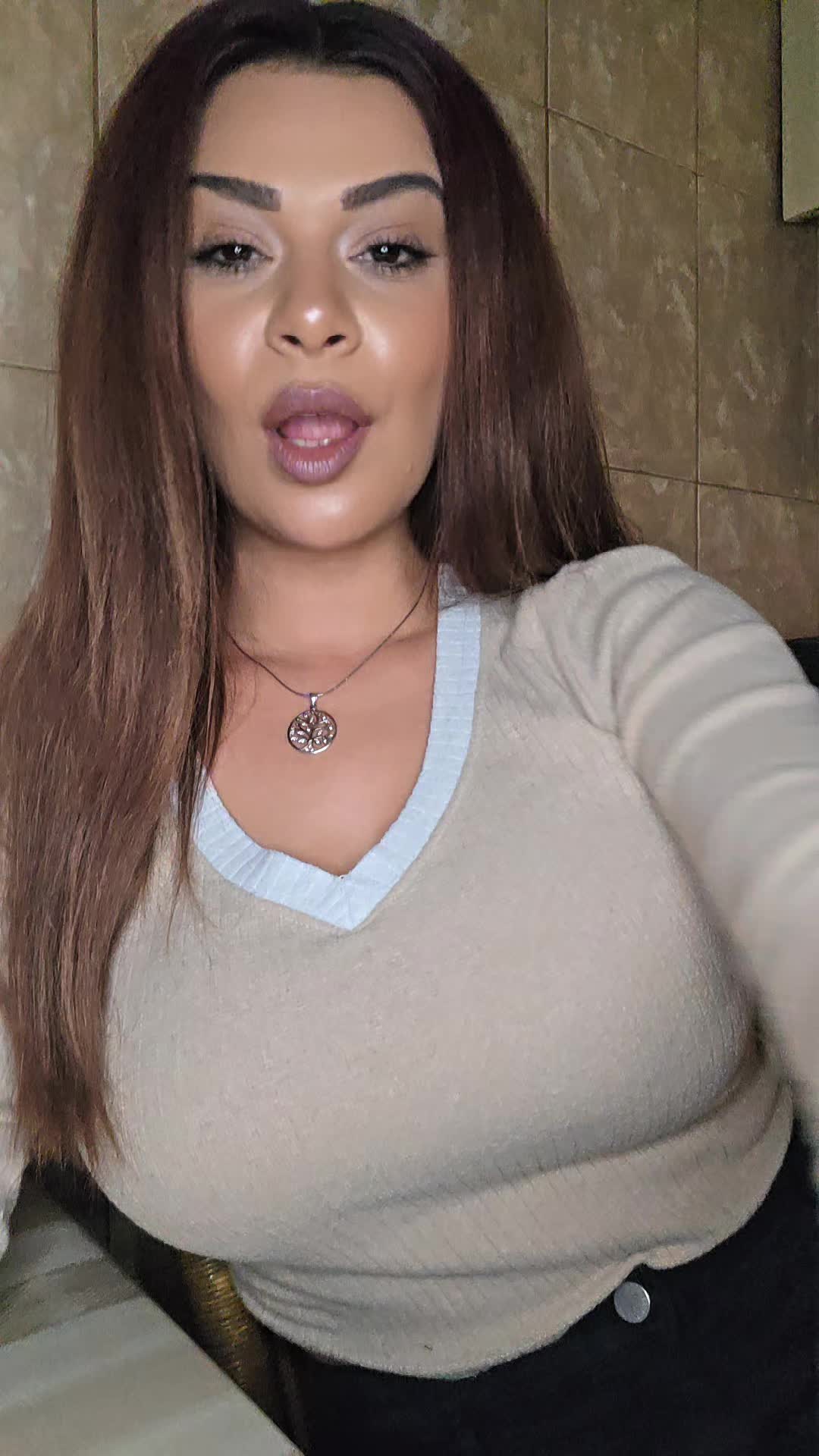 @HemuseT