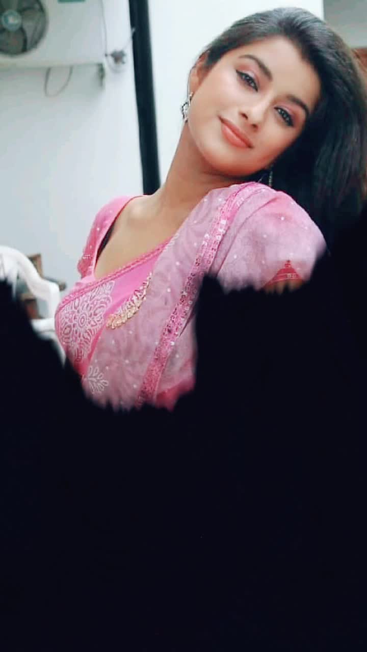 @Aunty lover😜😜