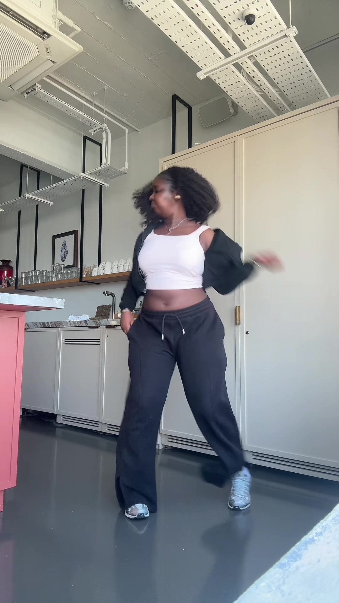 @BernitaZaneleM