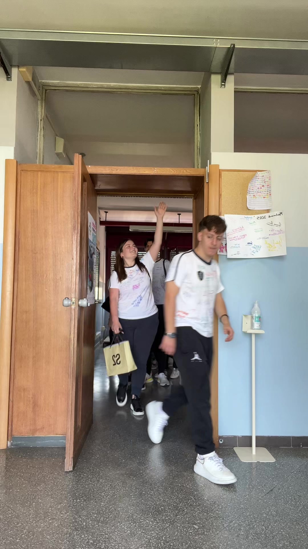 @Lucri👧🏼🤍