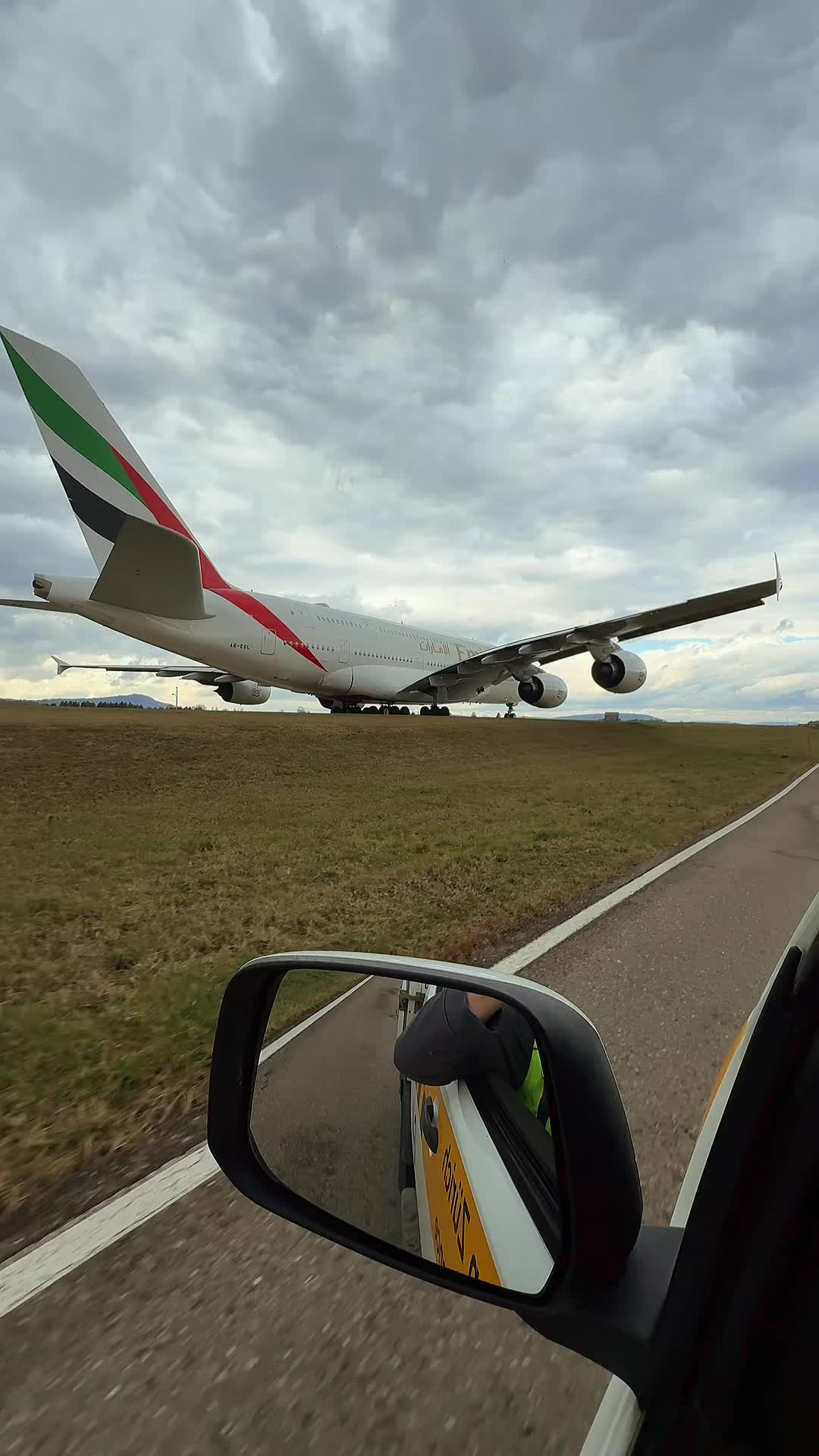 @ZRH_Airfieldmoments