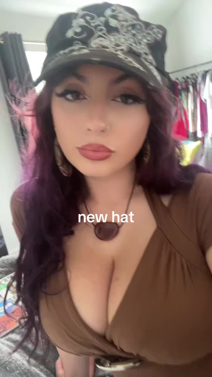 @bella