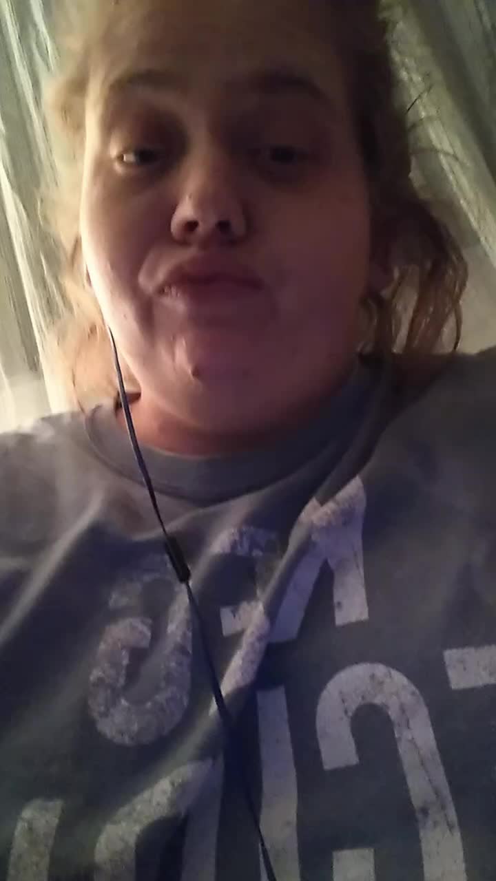 @thefluffybitch16