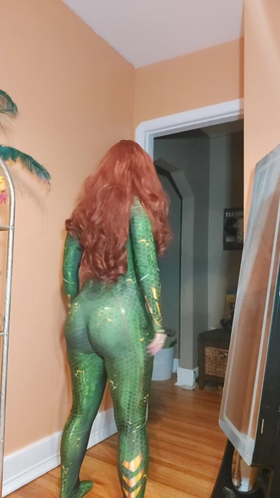 @Kiki Fit Cosplay 🇨🇦