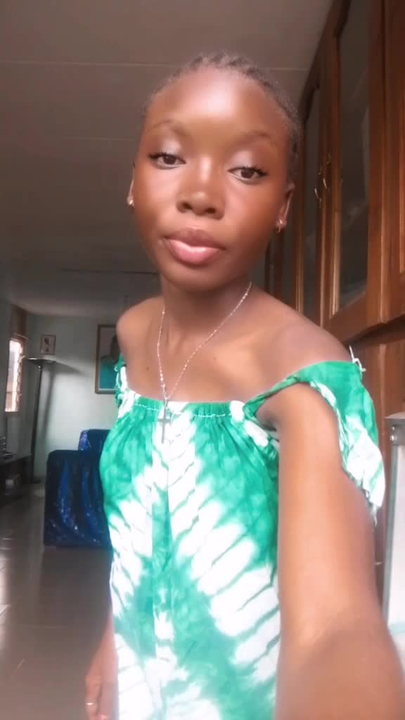 @Queen225