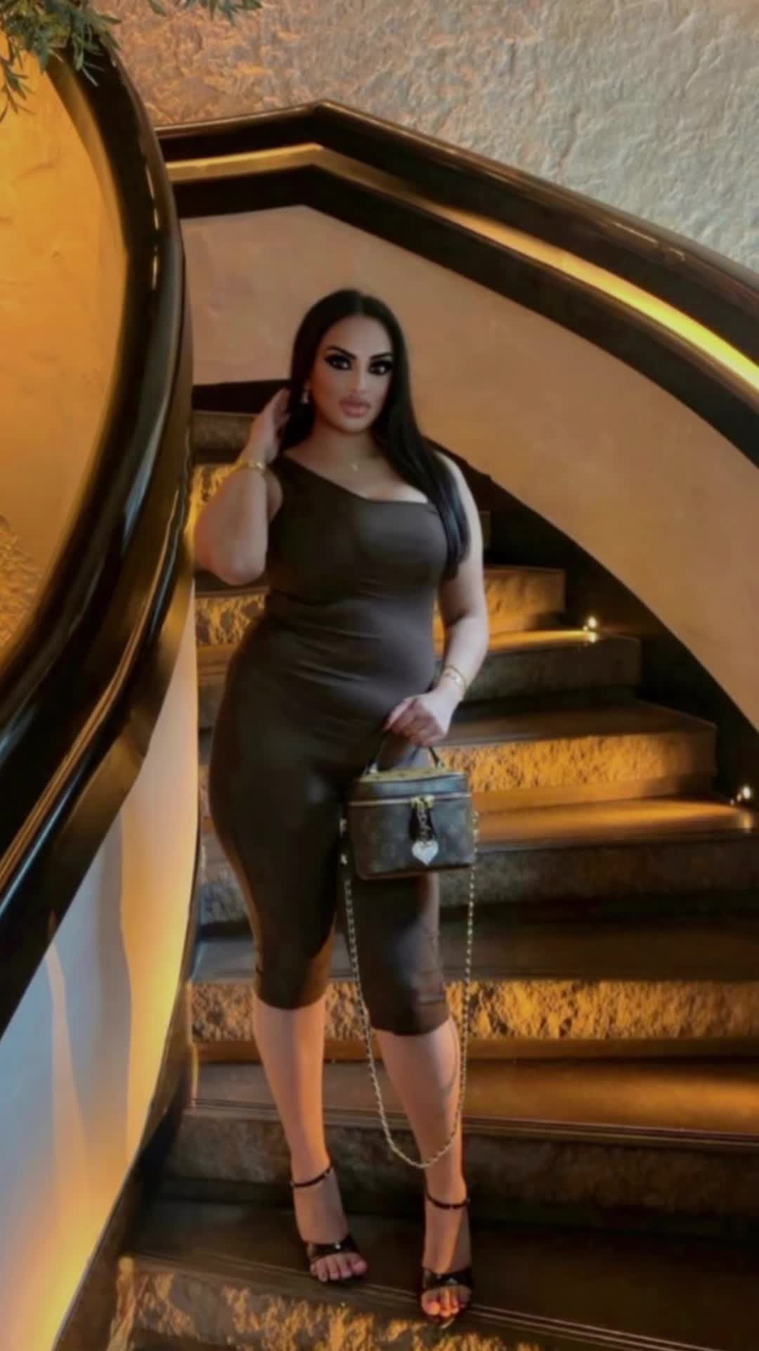 @Heenaaaxo