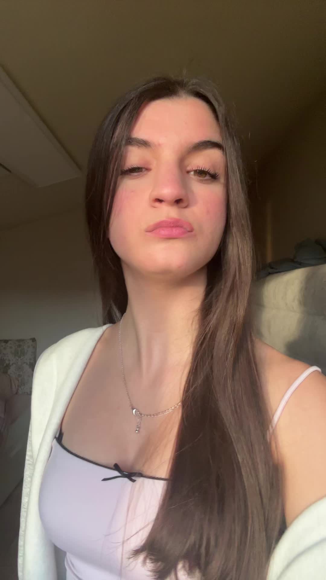 @بيرلا👧🏻💋
