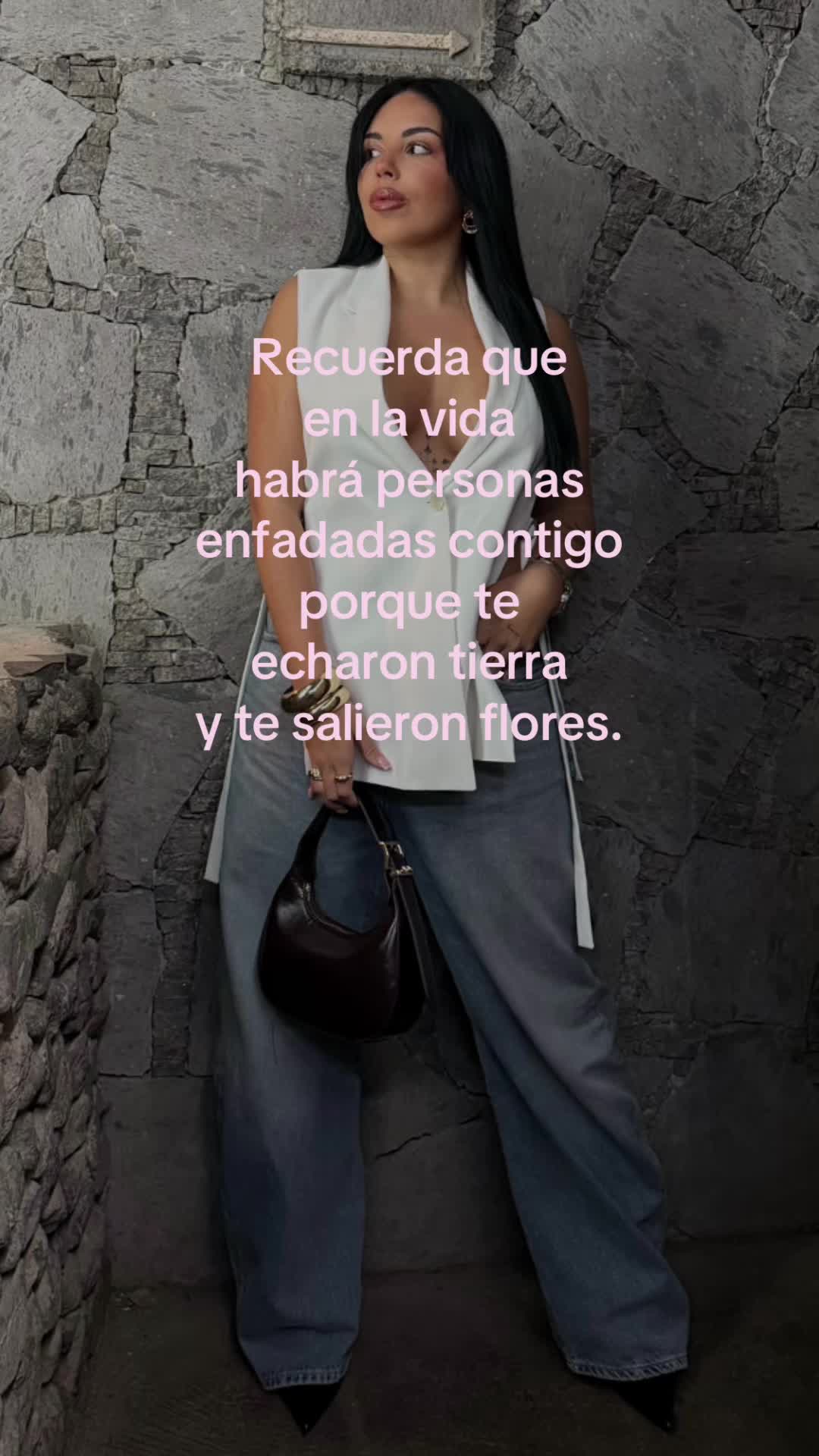@Estefan&iacute;a Santana
