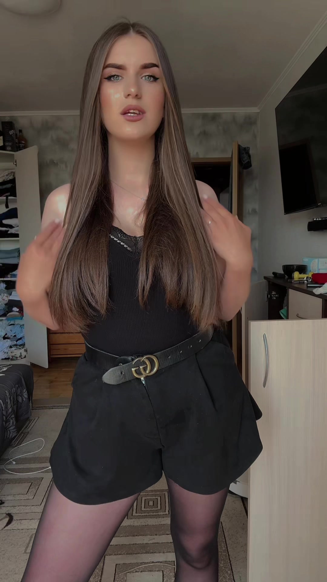 @𝒱𝐼𝒪𝐿𝐿𝐿𝒜