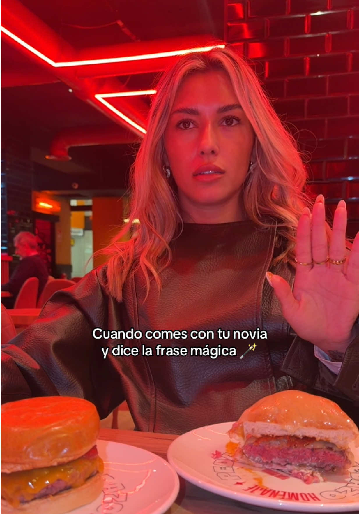@leeilaleonn