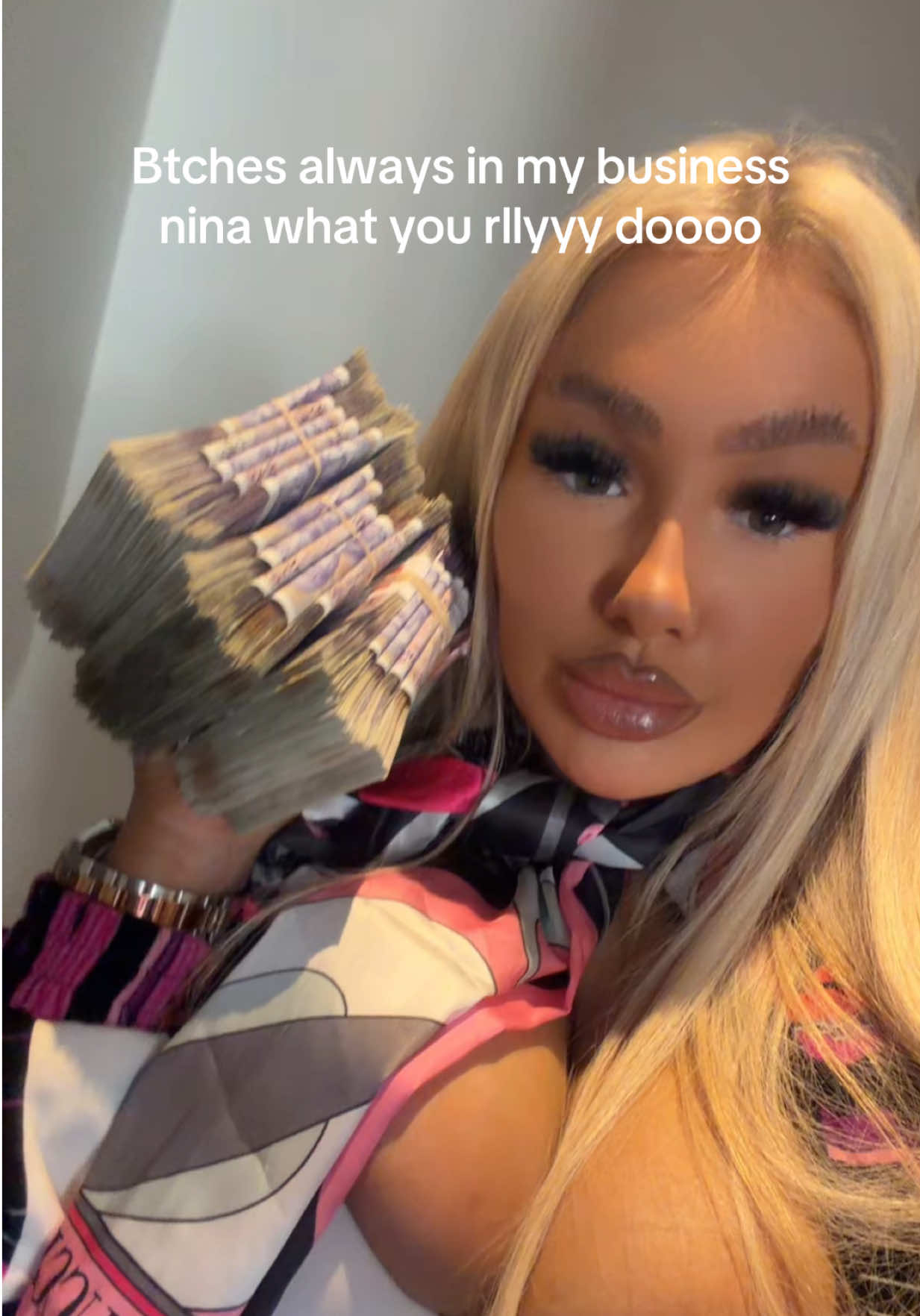 @corrinadione