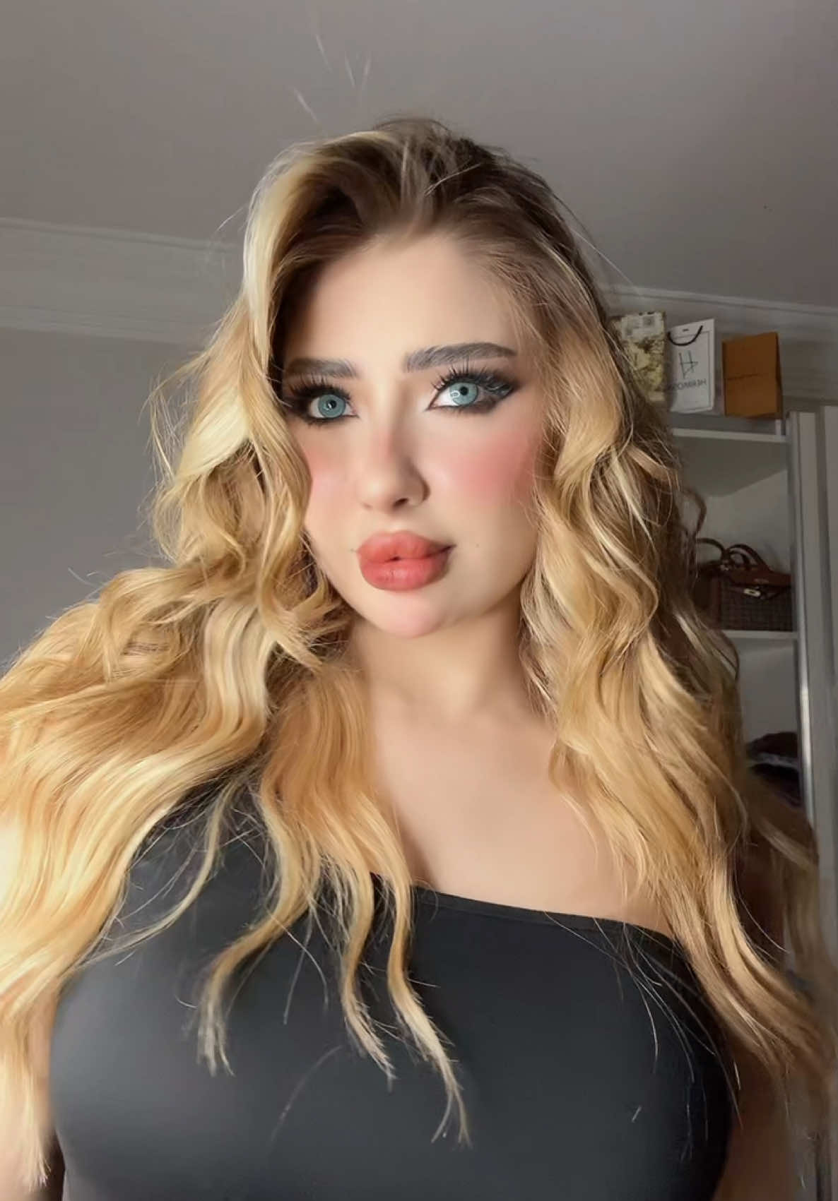 @🧿emili_hamwi🧿