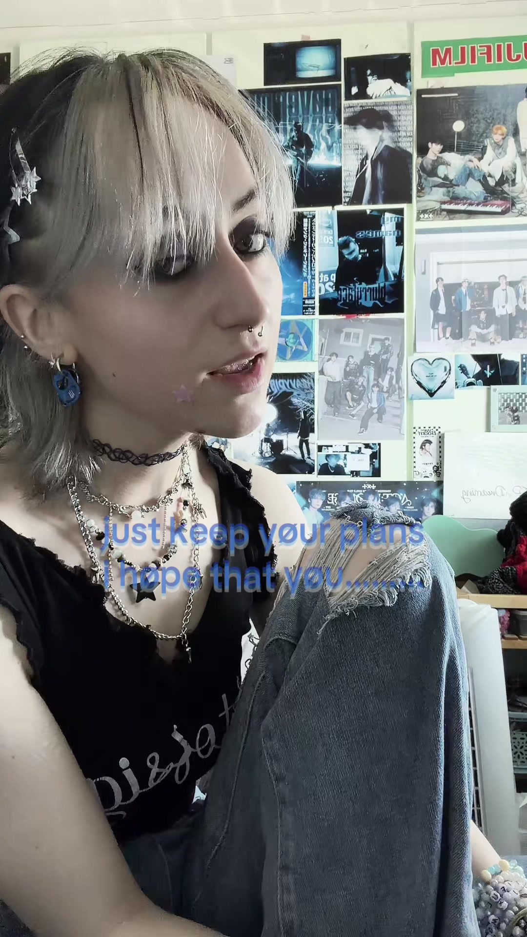 @navy_bluu