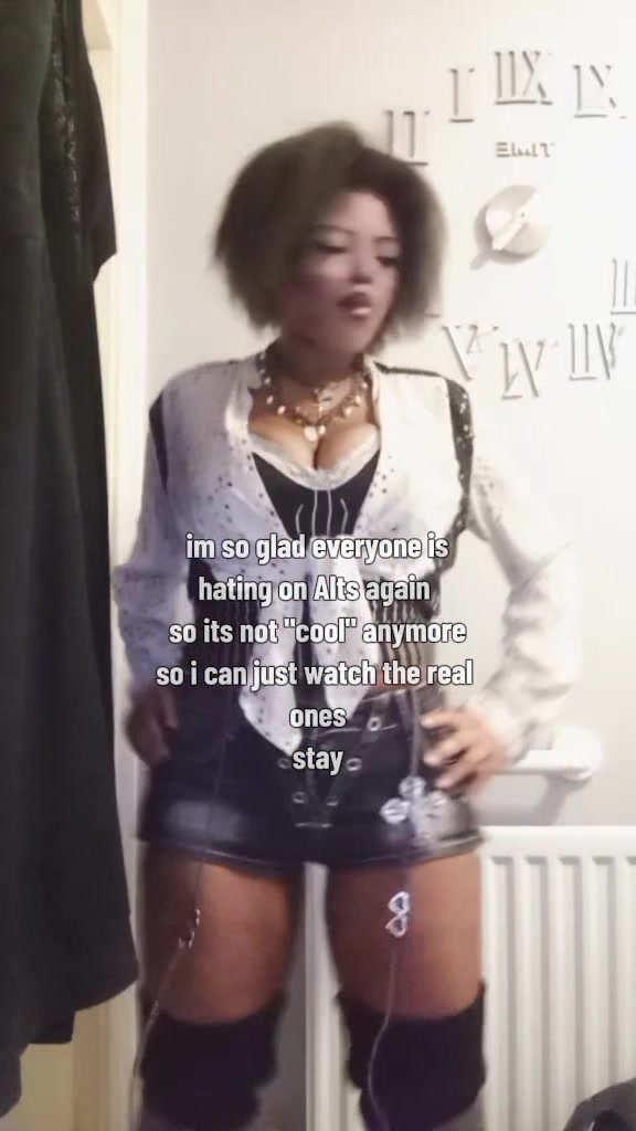 @༒☠︎⋆˚𓆩𝓒𝓱𝓮𝓻𝓲𝓮 𓆪‧⋆☠︎˚🪽
