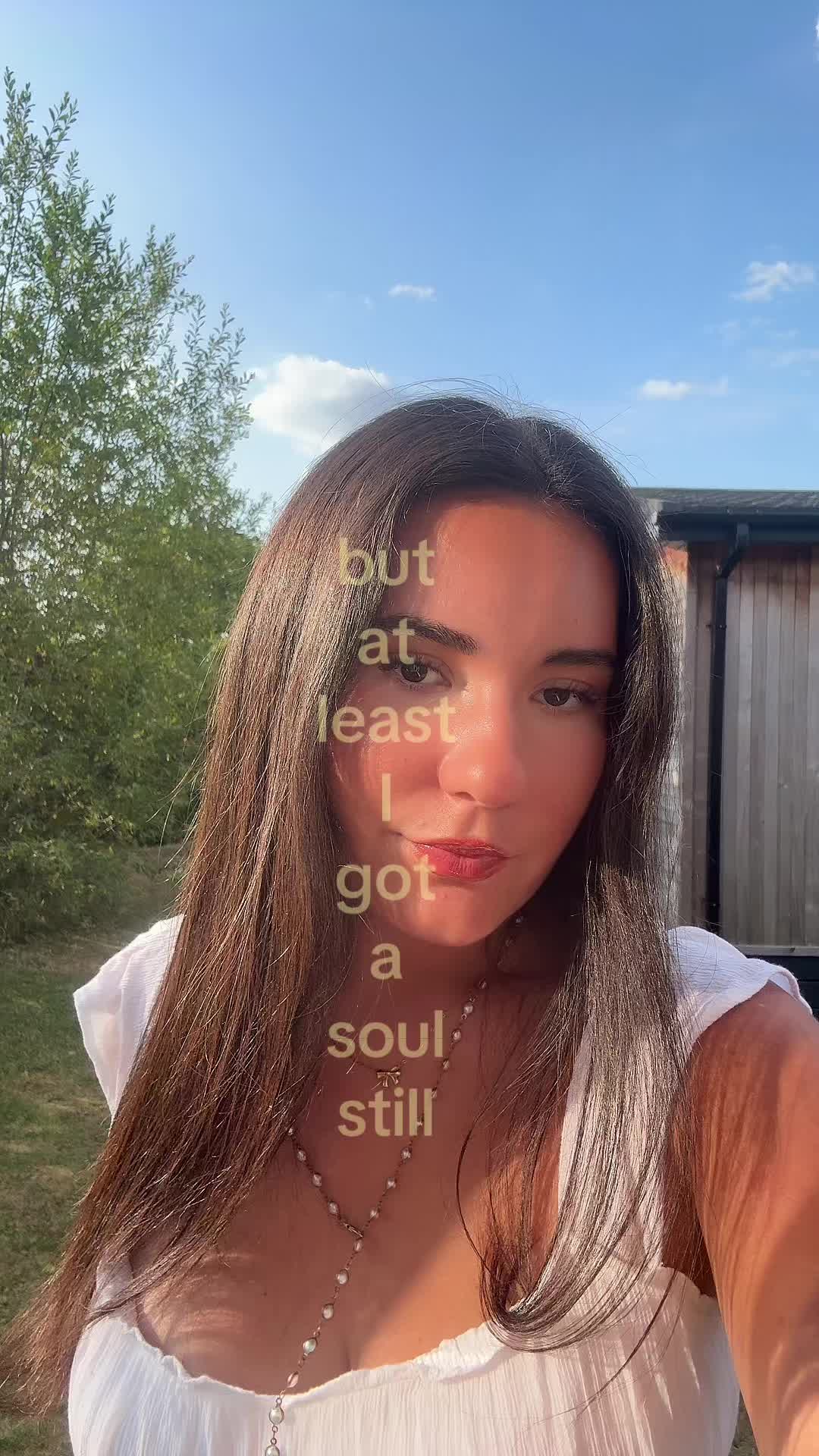 @liz ౨ৎ 🌟🍒🪩💐