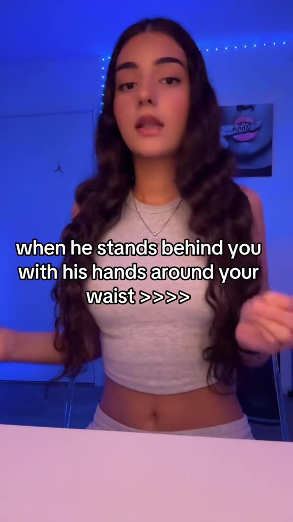 @👠