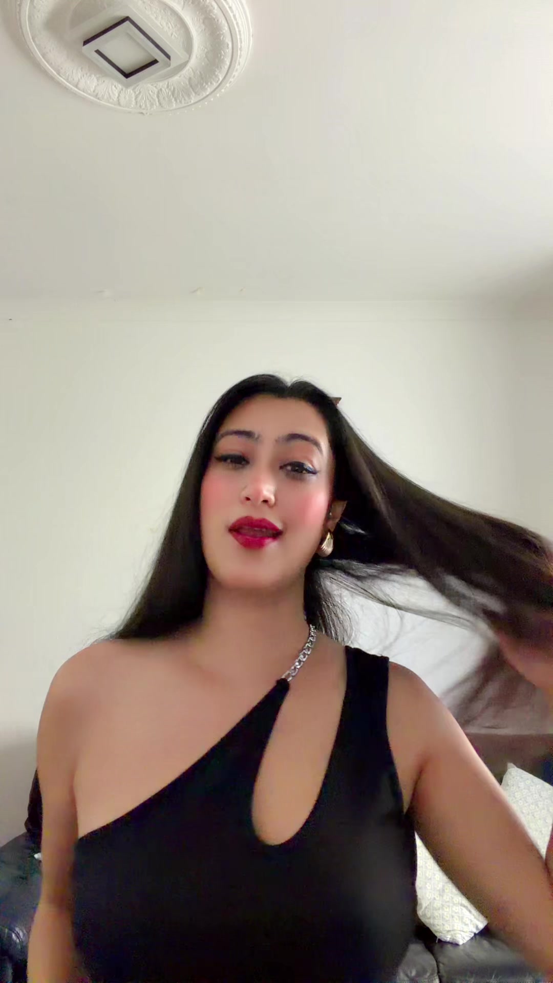 @roshna_karki_rose111