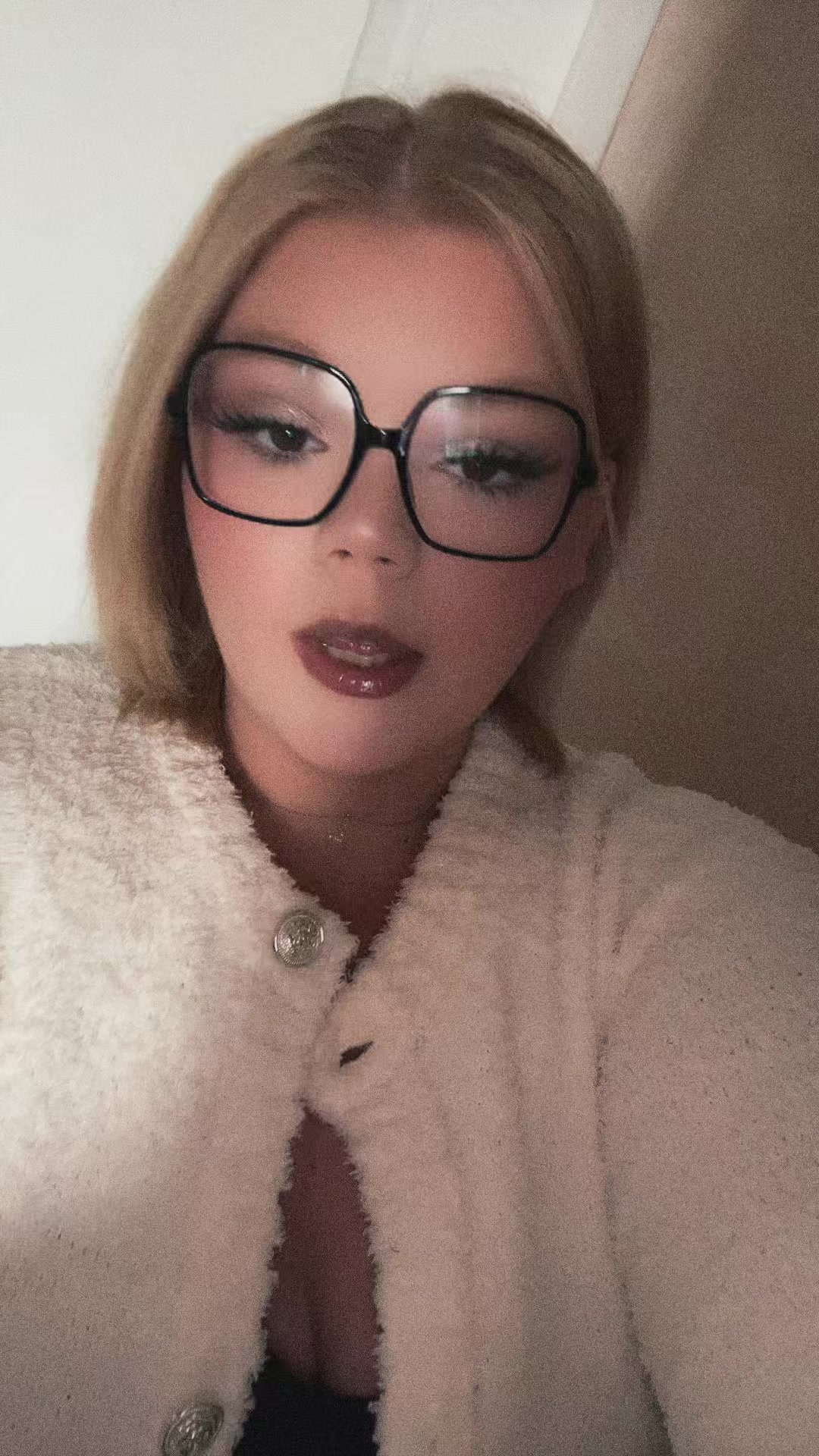 @โ๐ฆ