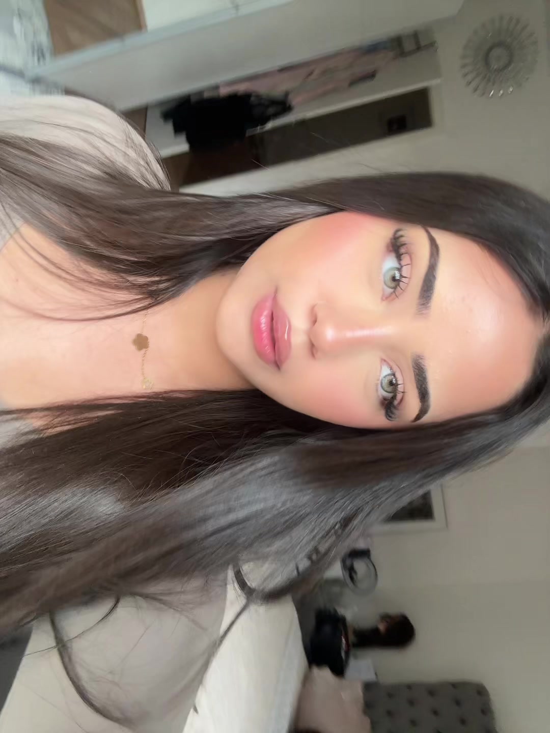 @Lilafa