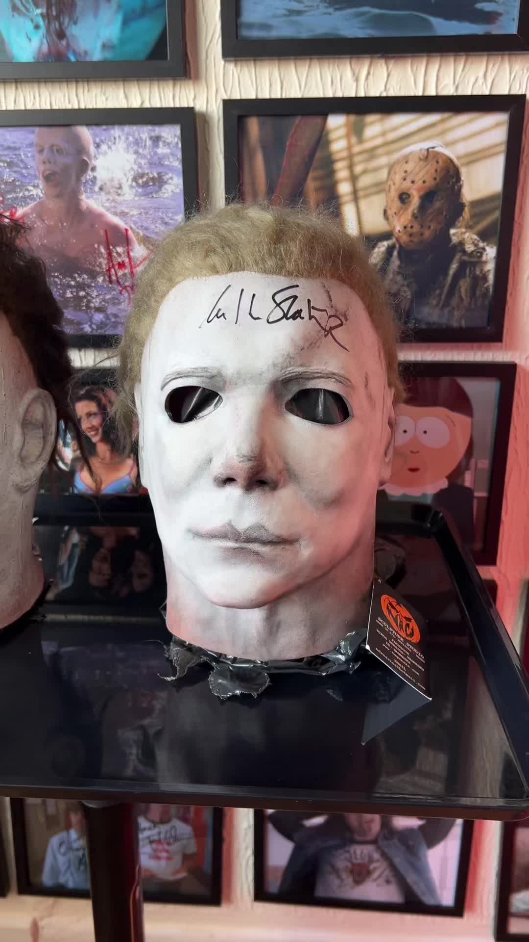 @Horror_massacre