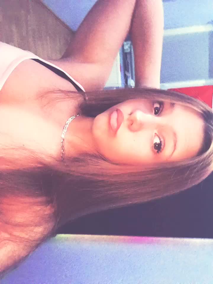 @AYLAAAA