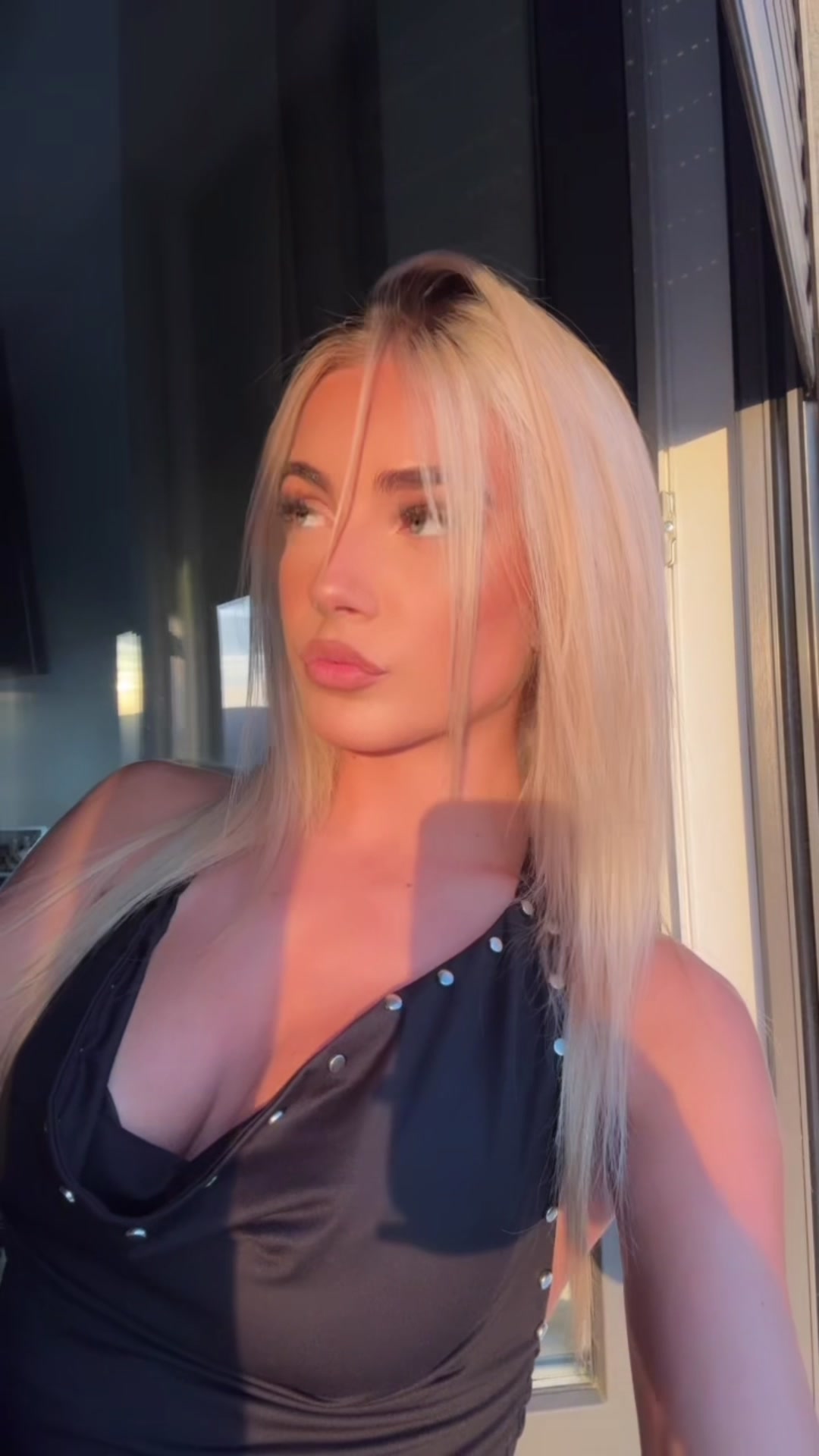 @𝐬𝐧𝐨𝐰𝐛𝐮𝐧𝐧𝐲