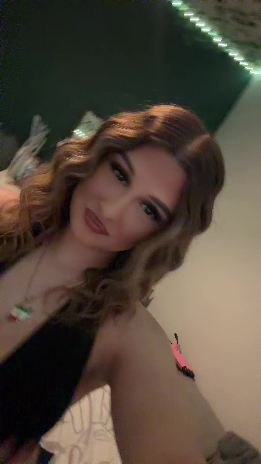 @𝓻𝓲𝓻𝓲