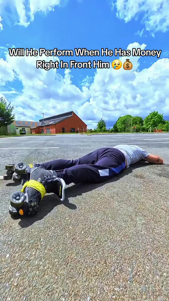 @💚🖤🛼Gazzaonsk8s⛸️🖤💚