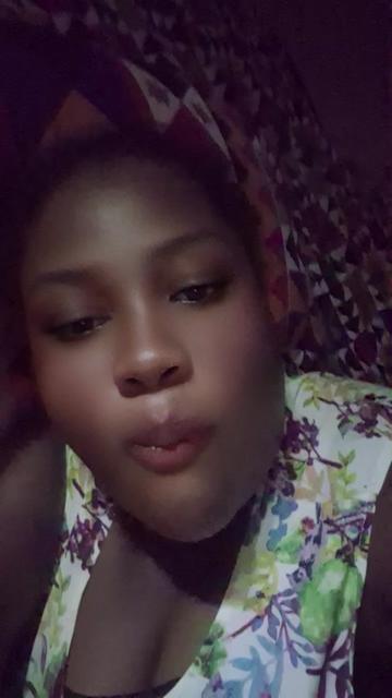 @femme forte 97600