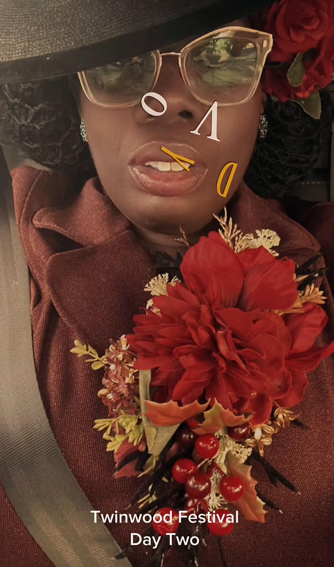 @Vintagejacquiharris