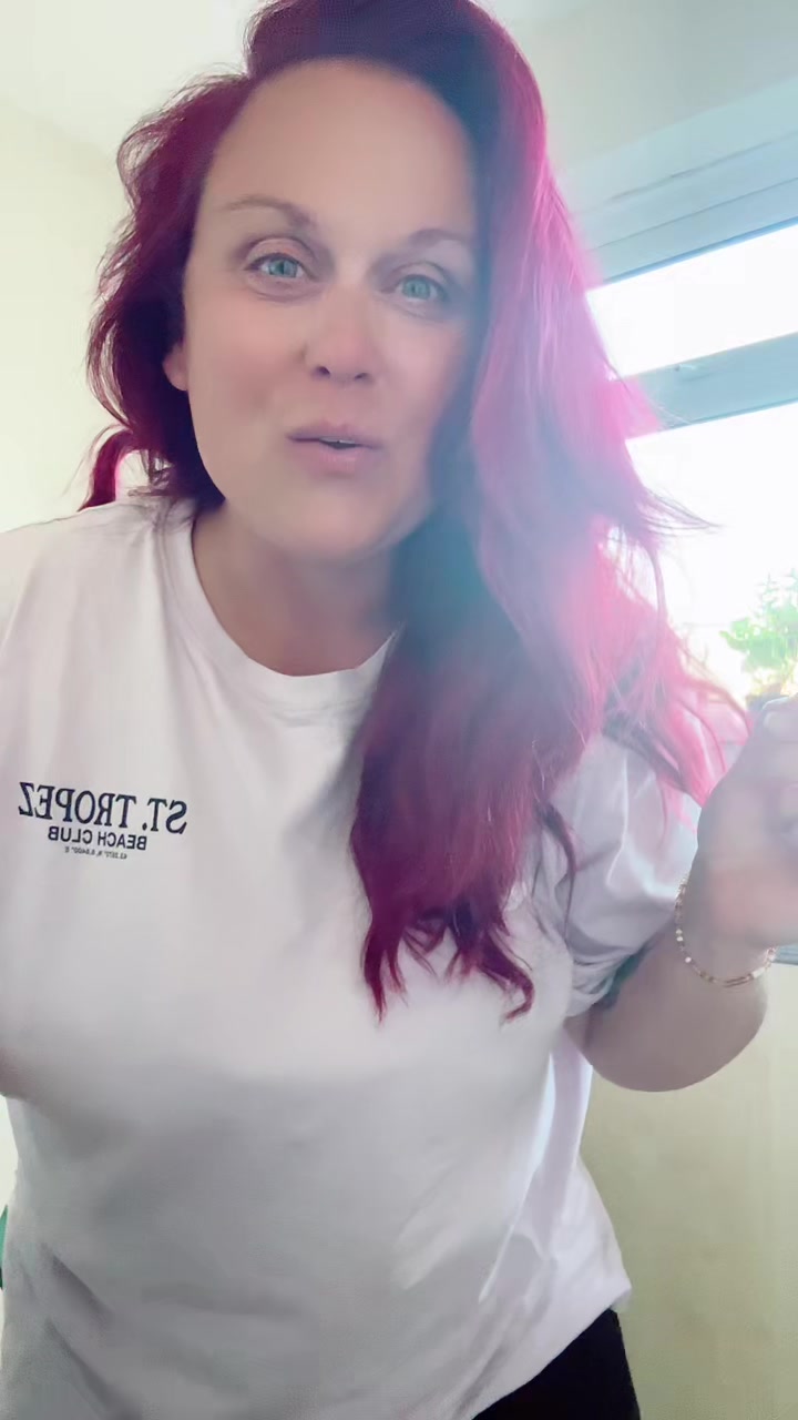 @SarahjustSarah_backup