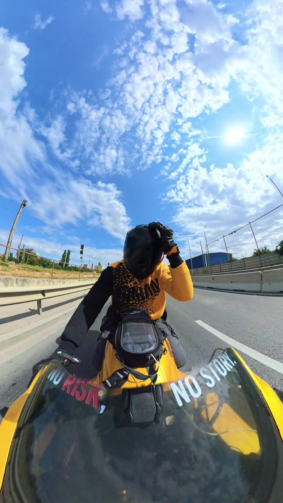 @Lovadi Jozsef☕️ 🗻 🏍